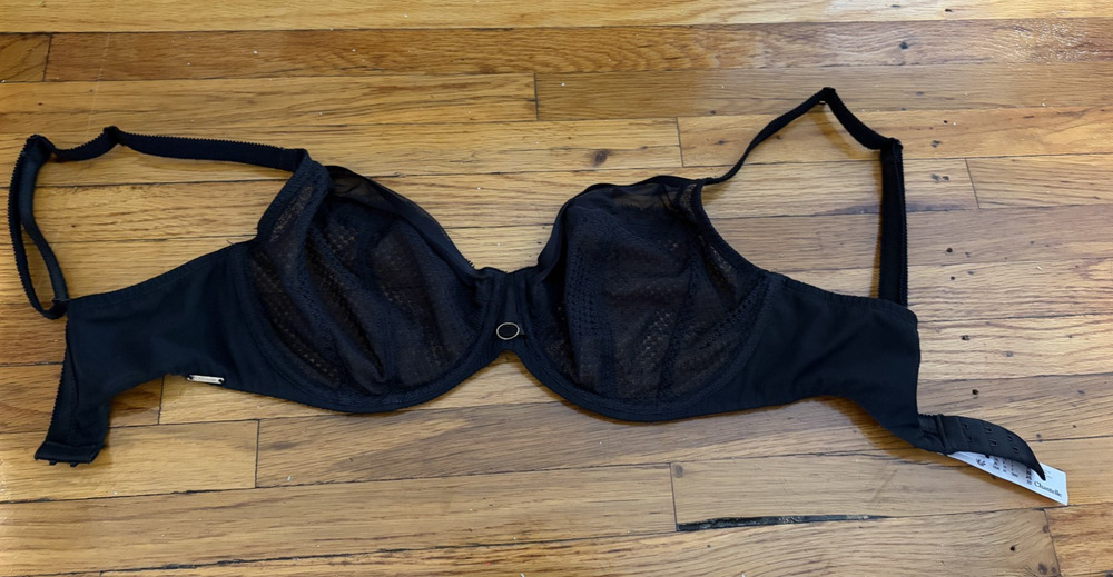 Chantelle Women's Black Sheer Lace Underwire Bra 32DDD 70F New Without Tags
